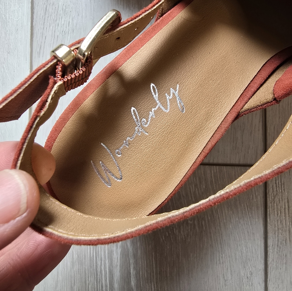 Wonderly Terracota Oakly Suede Block Heel Women's Rust Platform Sandals Size 8 - Picture 2 of 13